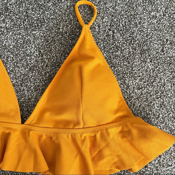 Yellow Ruffle Triangle Bikini Top Size XXL - Picture 2 of 6